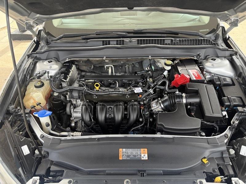Ford Fusion S 4D Sedan 2014
