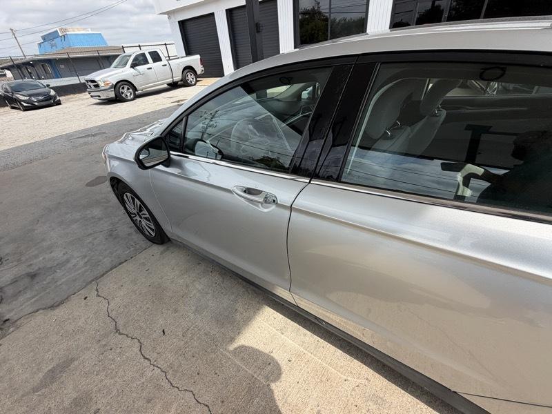 Ford Fusion S 4D Sedan 2014
