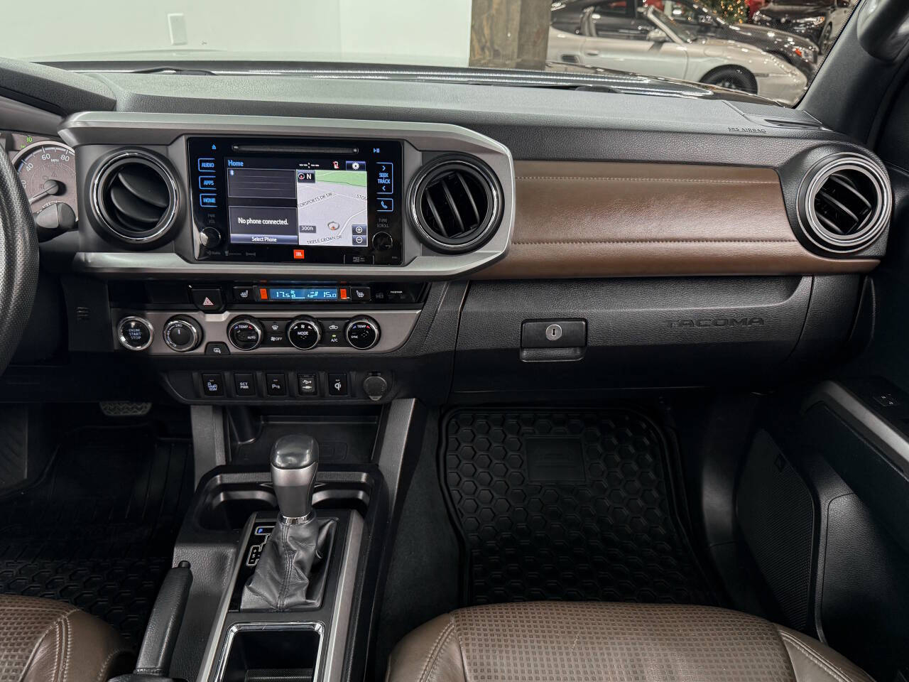 Toyota Tacoma Limited Double Cab Super Long Bed V6 5AT 4WD 2016