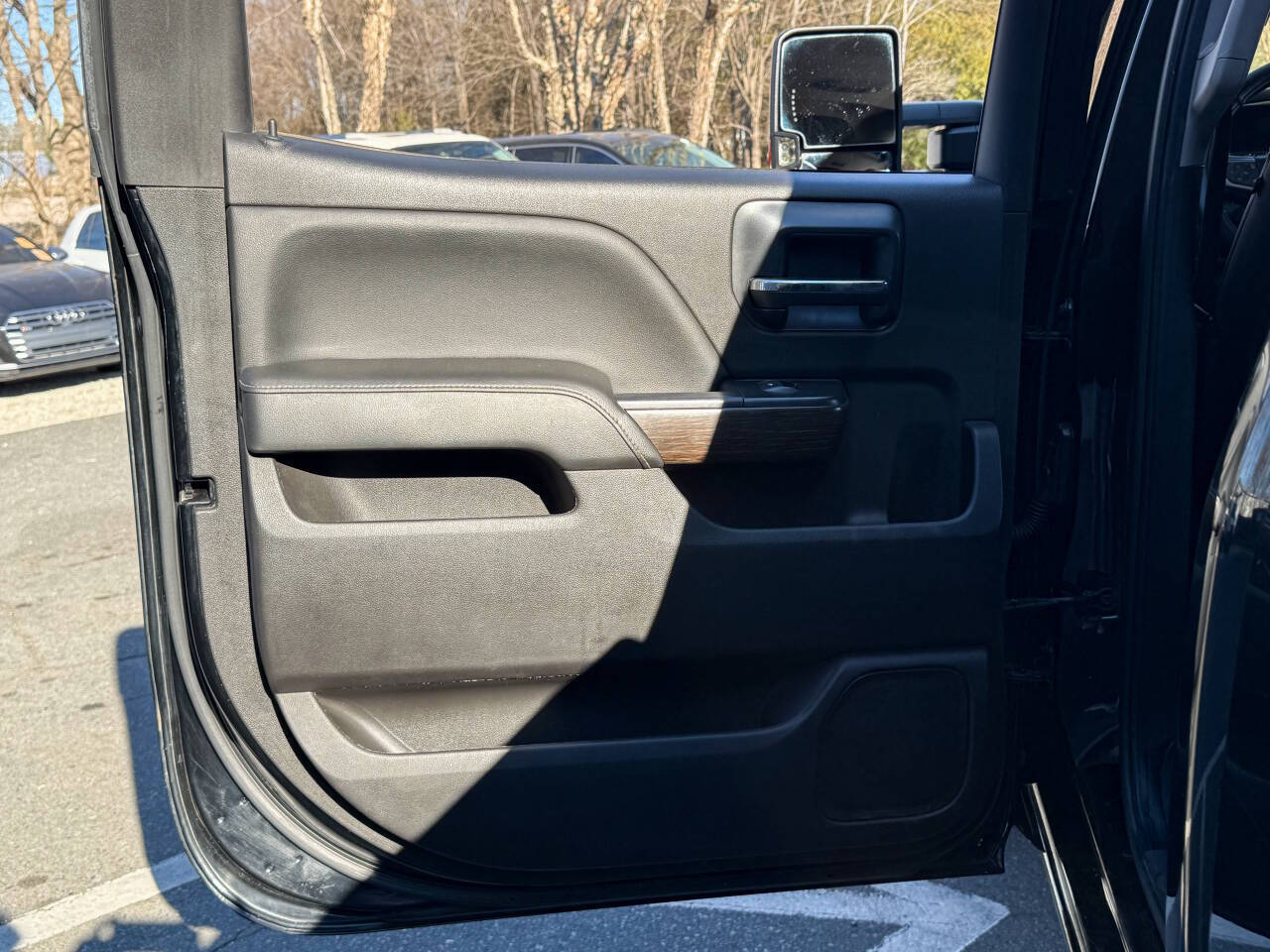 GMC Sierra 2500HD Denali Crew Cab 4WD 2018