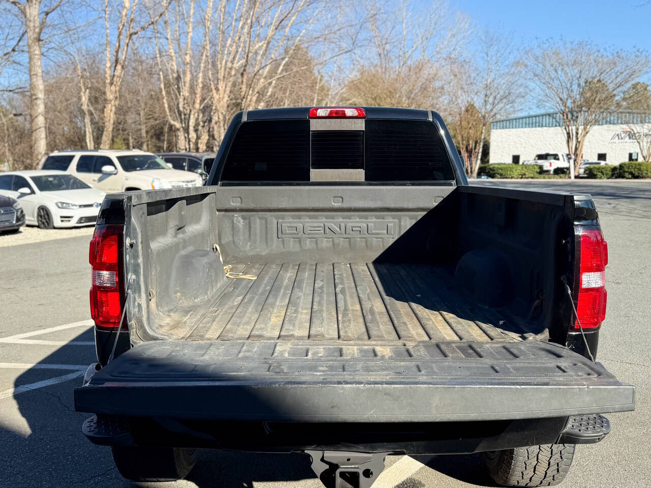 GMC Sierra 2500HD Denali Crew Cab 4WD 2018