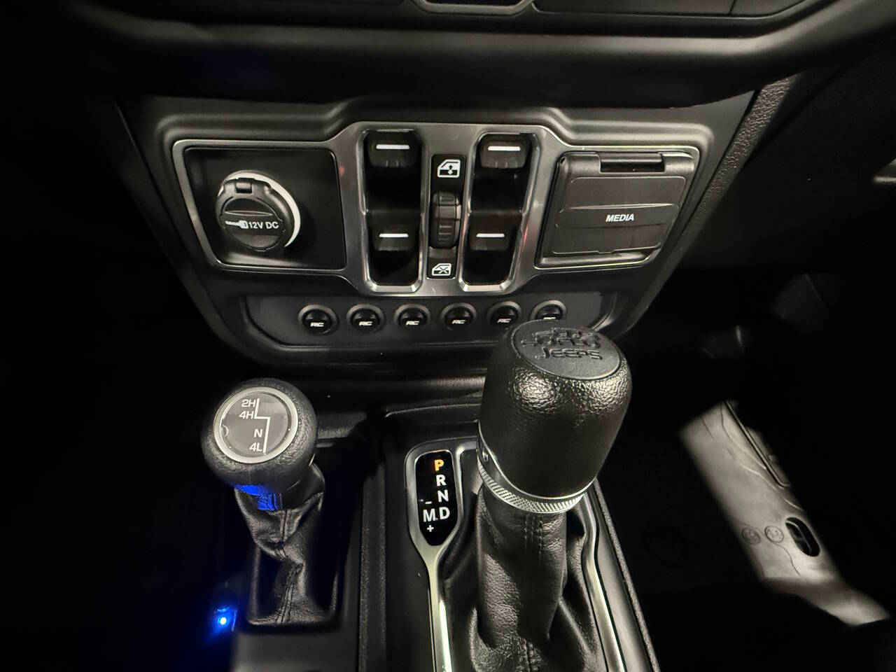 Jeep Gladiator Sport 2023