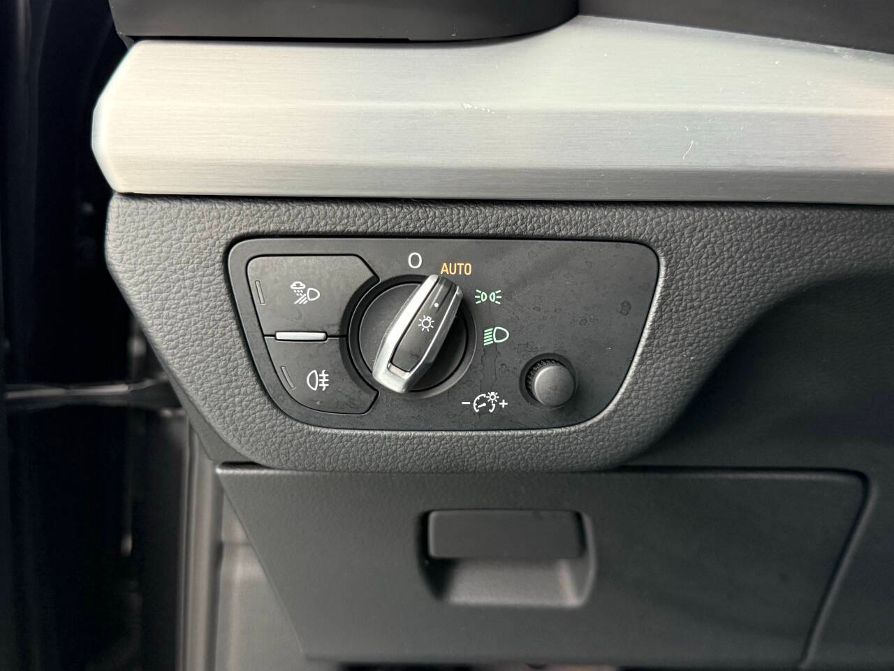 Audi SQ5 3.0T Premium Plus quattro 2020