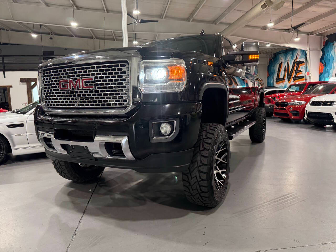 GMC Sierra 2500HD Denali Crew Cab 4WD 2016