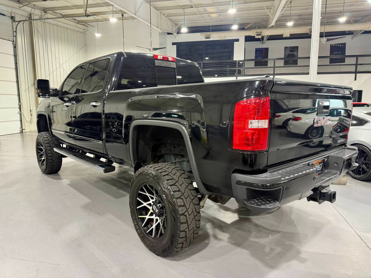 GMC Sierra 2500HD Denali Crew Cab 4WD 2016