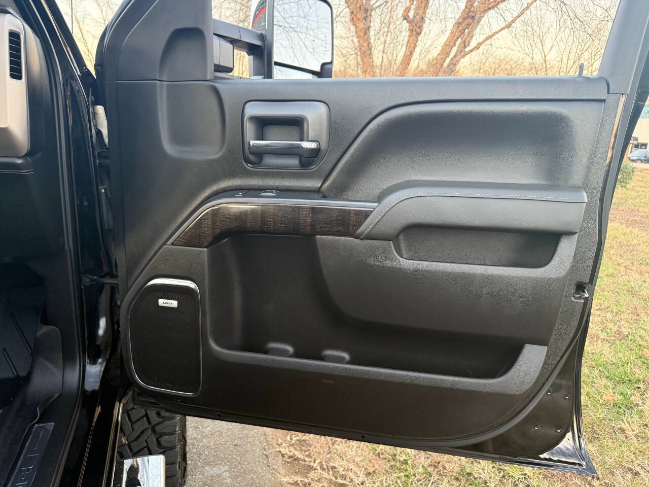 GMC Sierra 2500HD Denali Crew Cab 4WD 2016