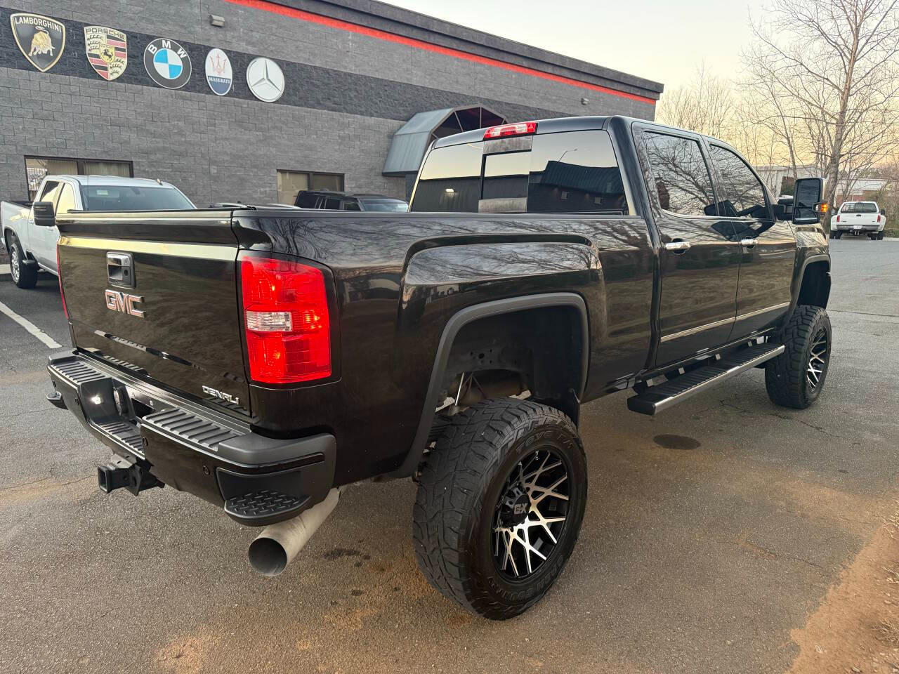 GMC Sierra 2500HD Denali Crew Cab 4WD 2016