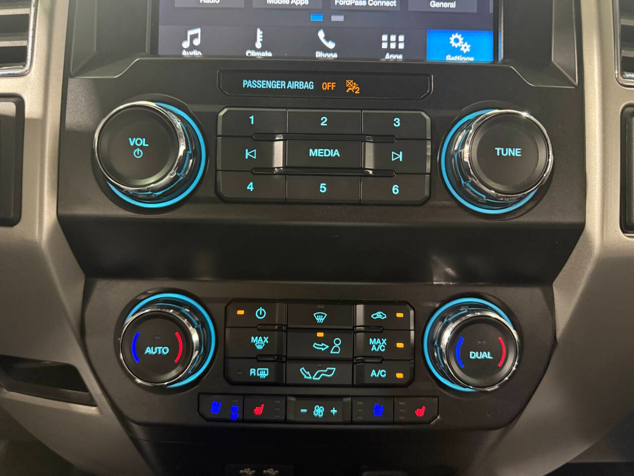 Ford F-150 King-Ranch SuperCrew 5.5-ft. 4WD 2019