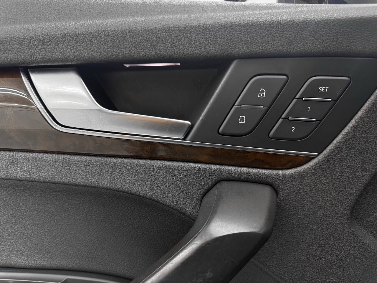 Audi Q5 2.0T Premium Plus quattro 2018