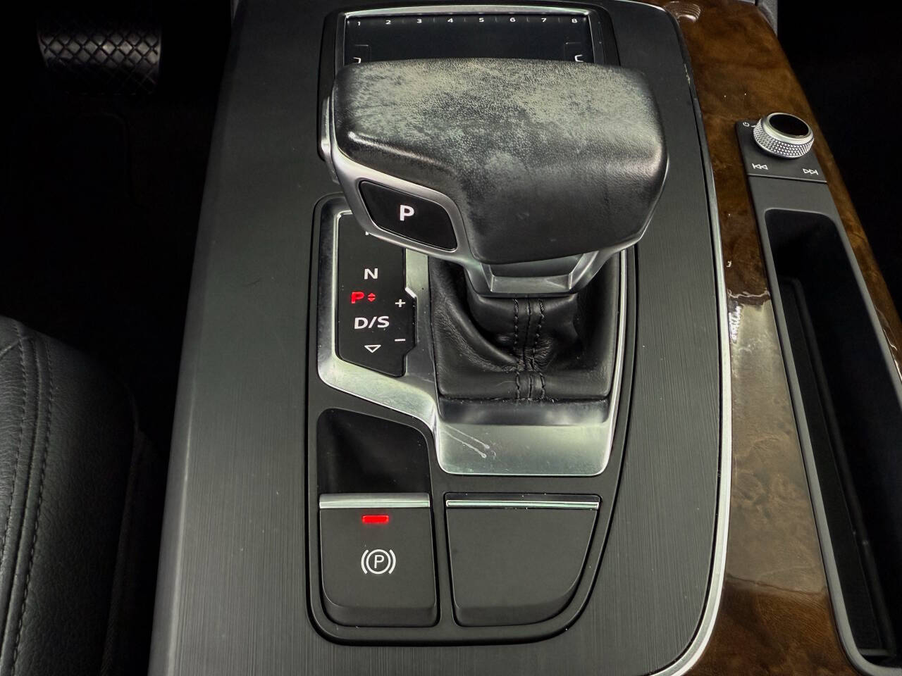 Audi Q5 2.0T Premium Plus quattro 2018