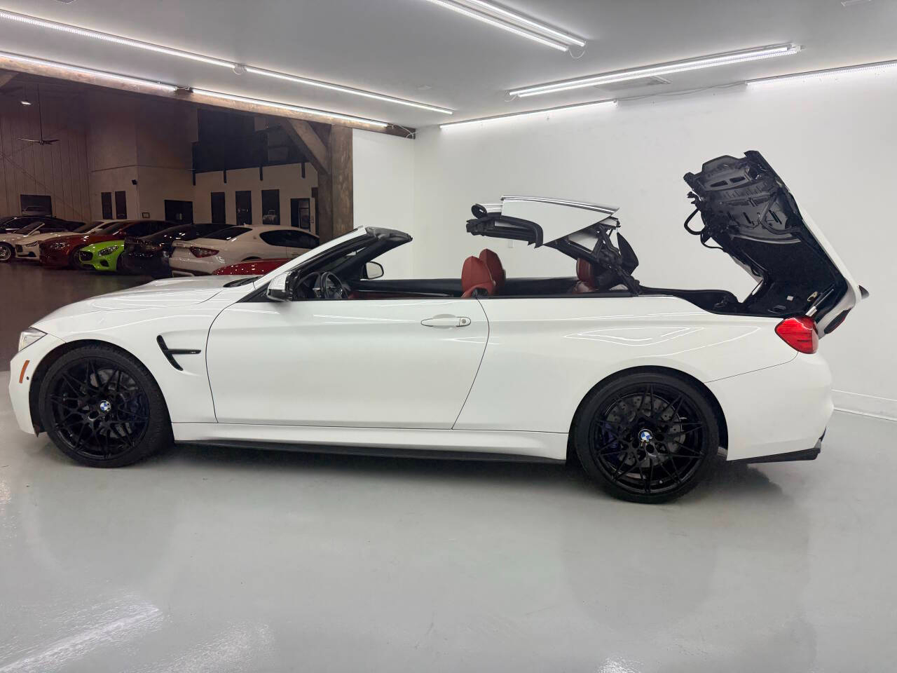 BMW M4 Convertible 2017