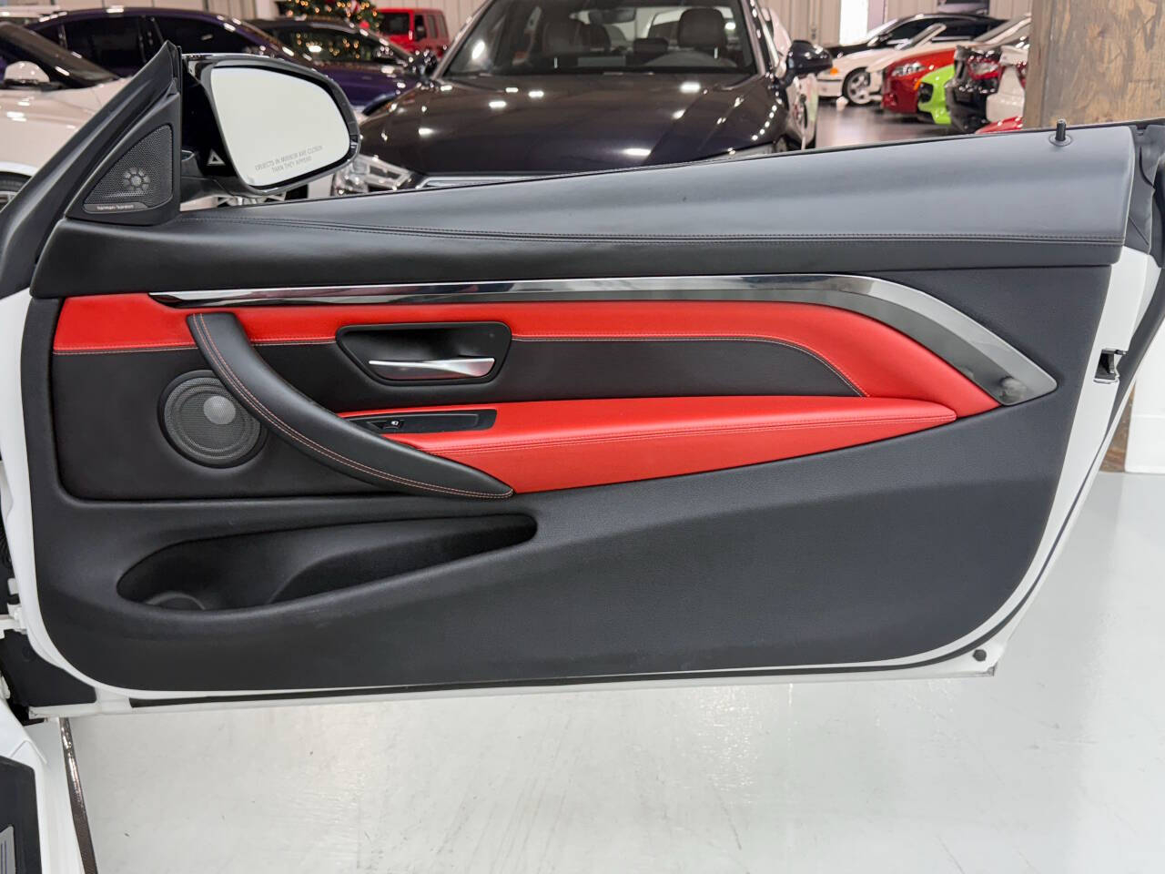 BMW M4 Convertible 2017