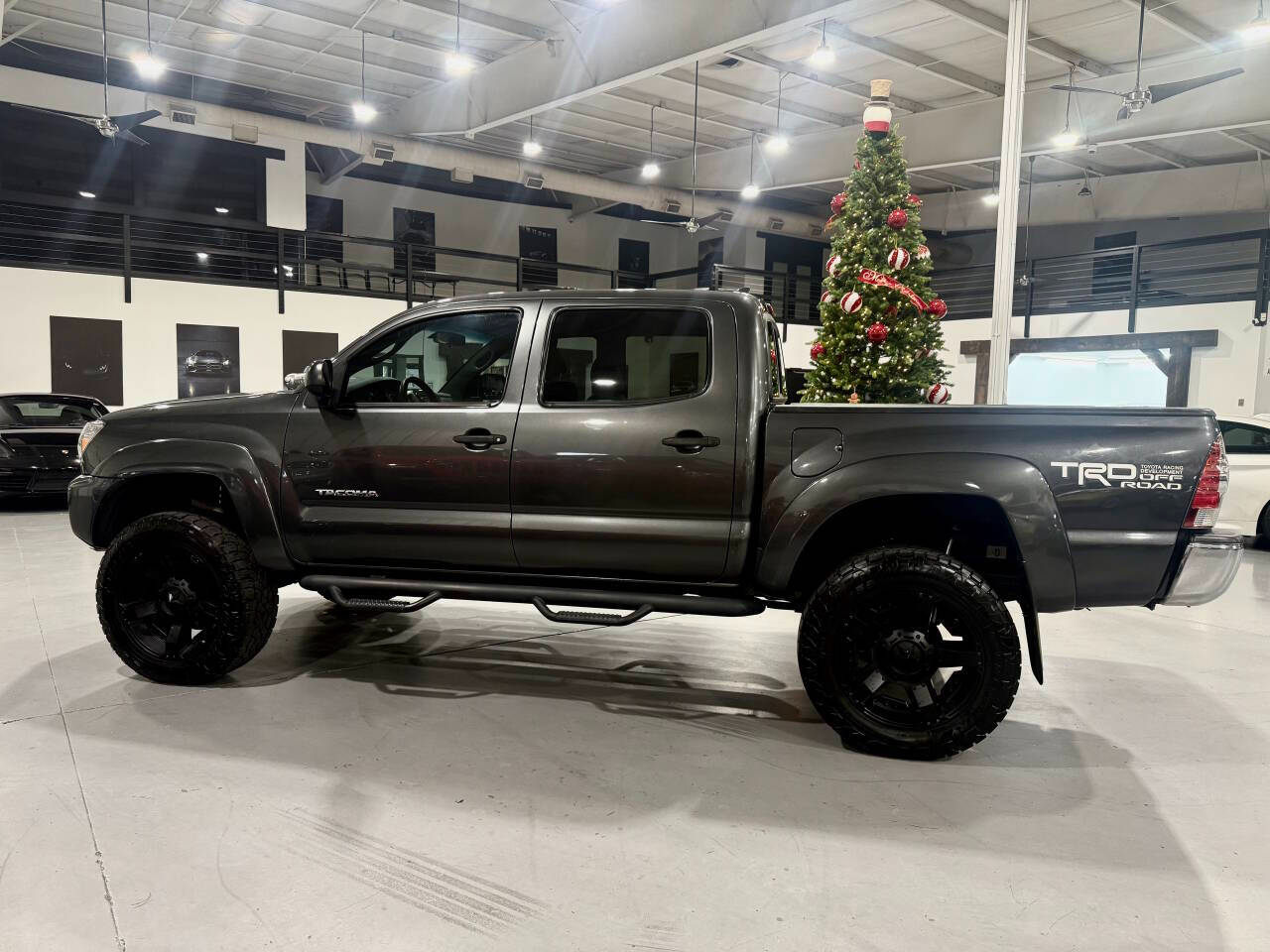 Toyota Tacoma Double Cab V6 5AT 4WD 2014