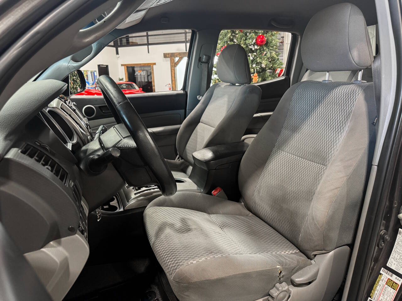 Toyota Tacoma Double Cab V6 5AT 4WD 2014