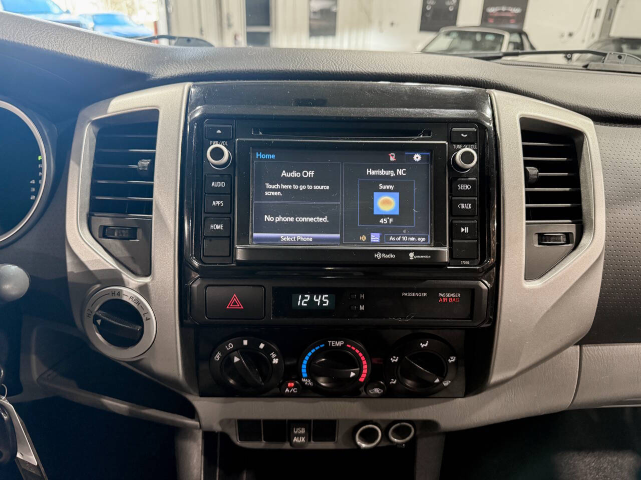 Toyota Tacoma Double Cab V6 5AT 4WD 2014