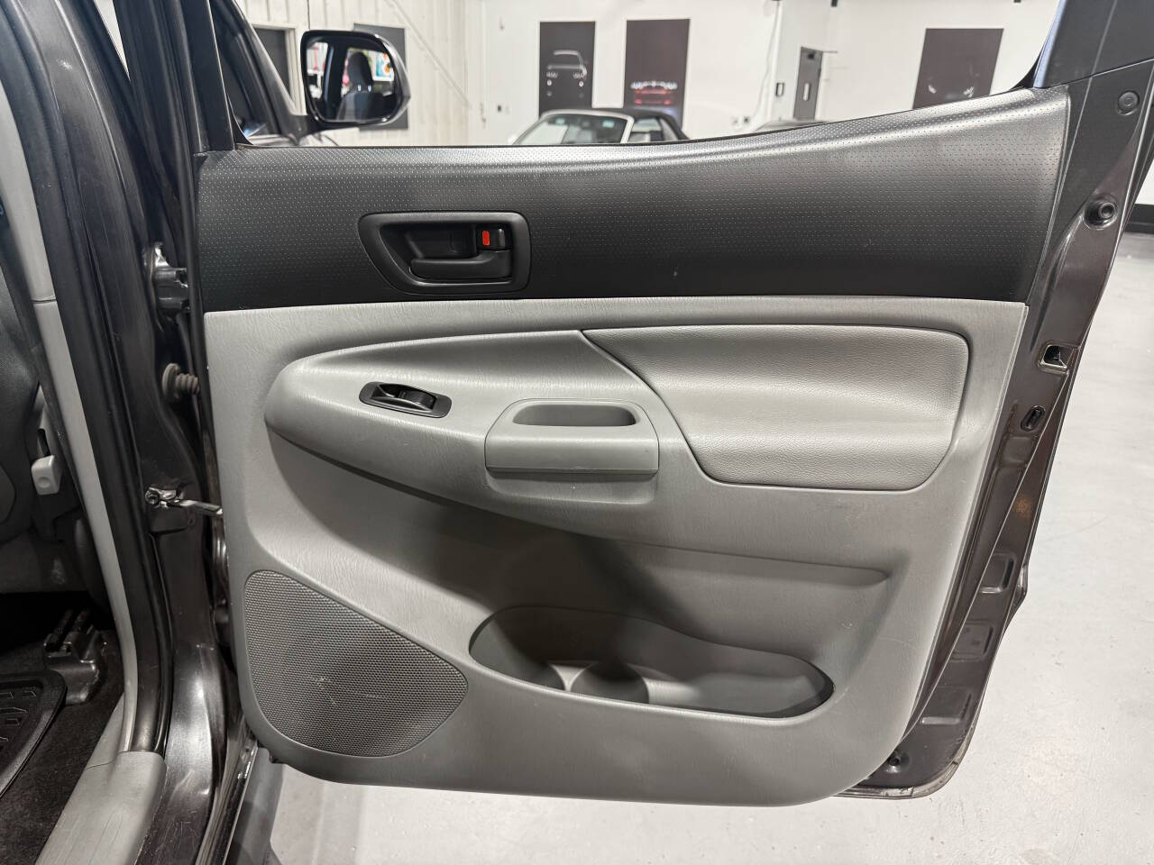 Toyota Tacoma Double Cab V6 5AT 4WD 2014