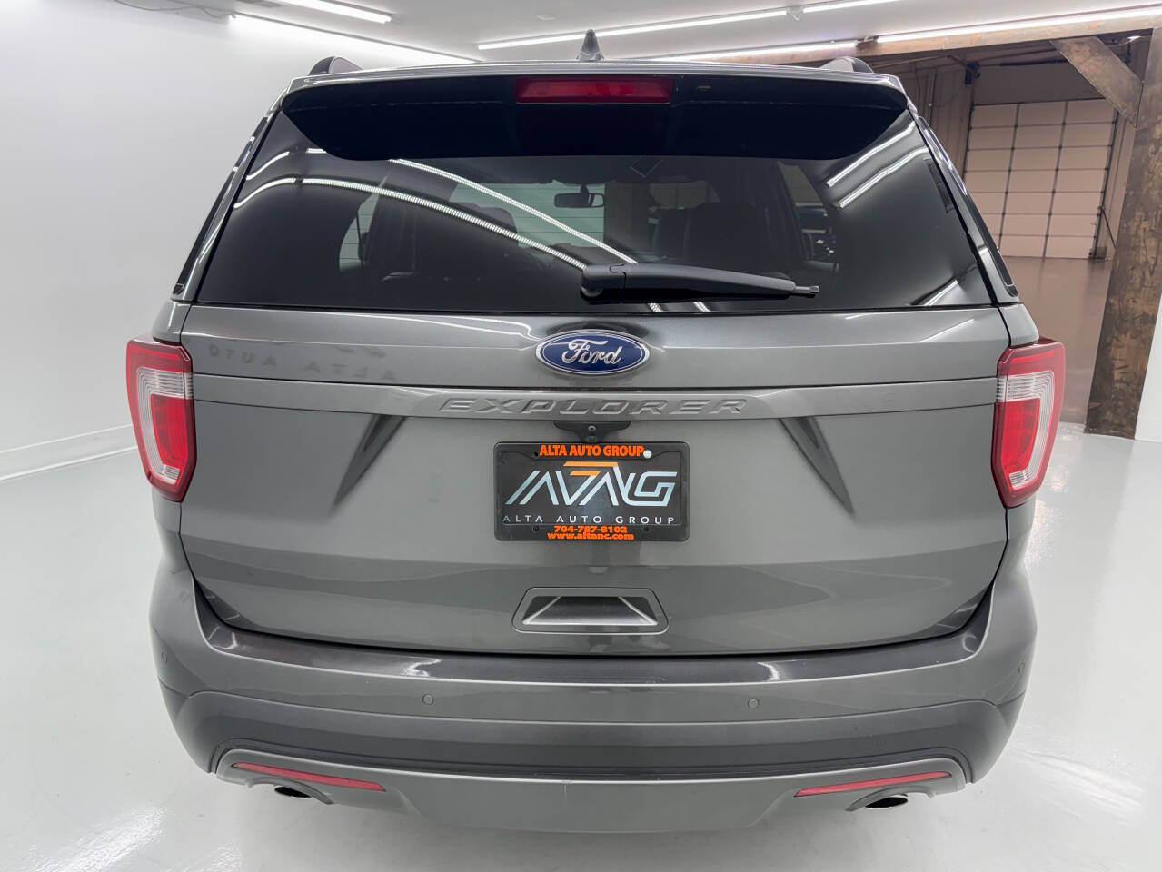 Ford Explorer XLT FWD 2017