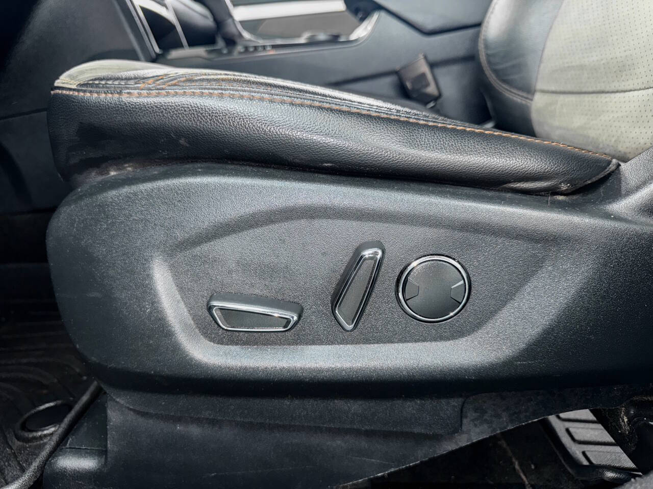 Ford Explorer XLT FWD 2017