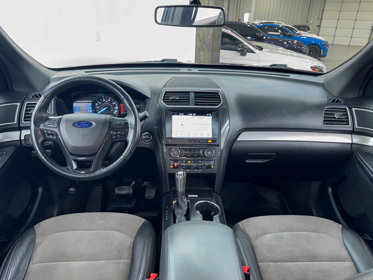 Ford Explorer XLT FWD 2017