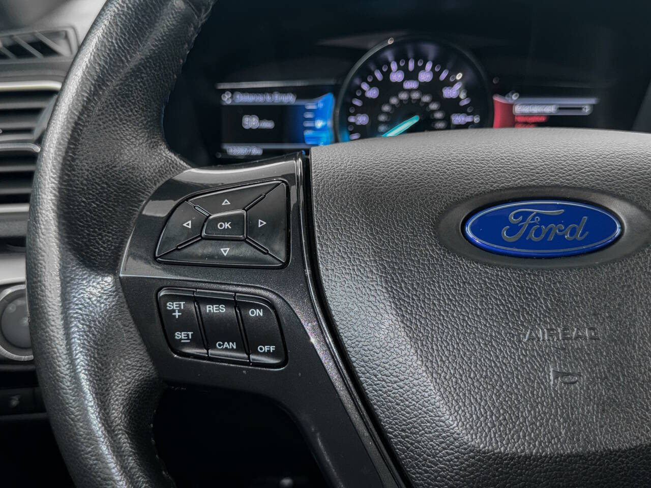 Ford Explorer XLT FWD 2017