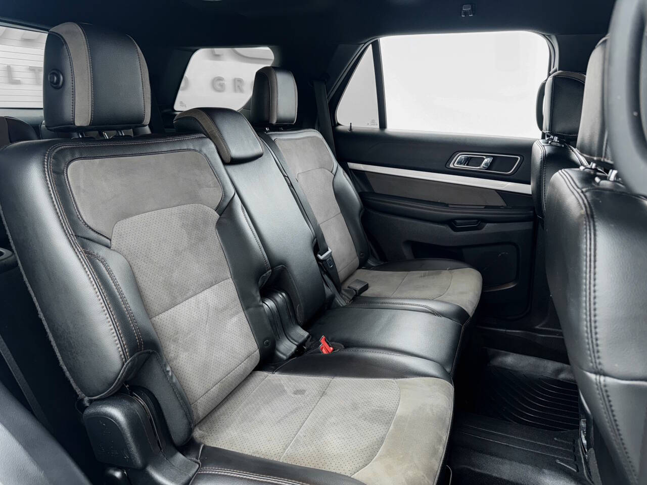 Ford Explorer XLT FWD 2017