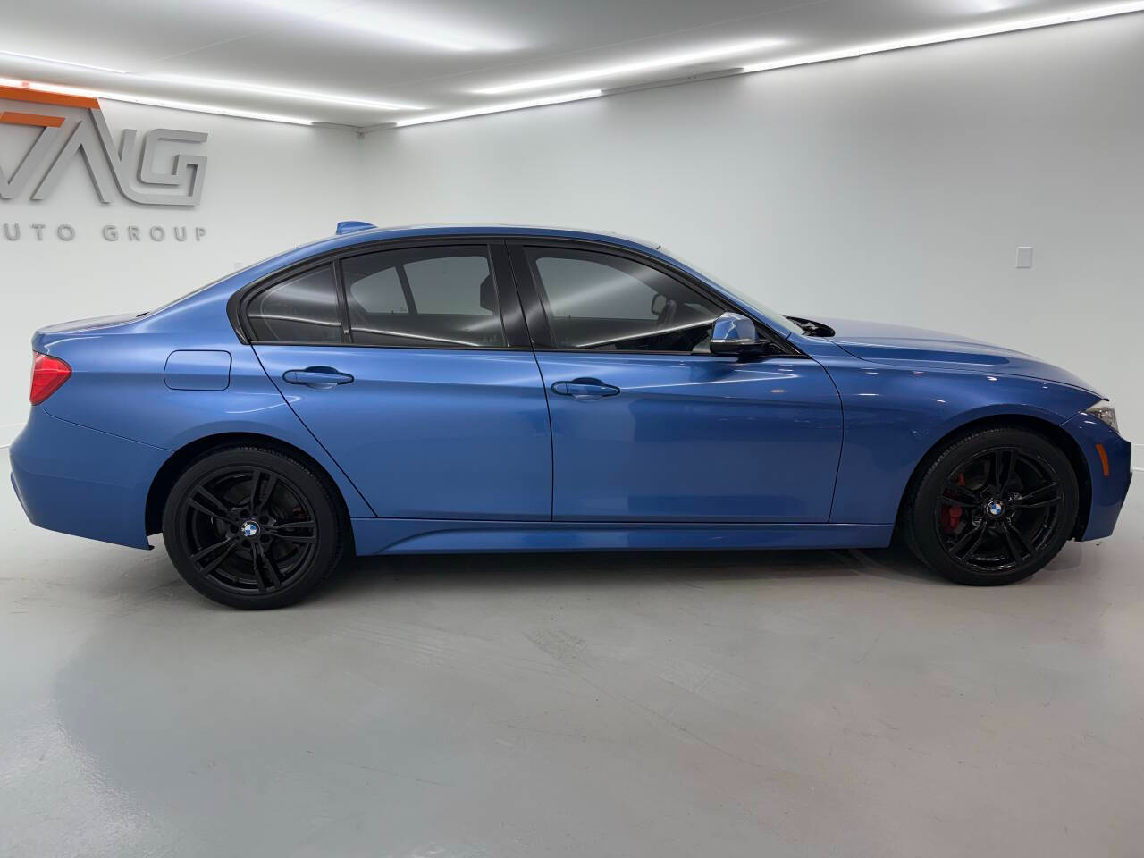 BMW 3-Series 328i xDrive Sedan 2015
