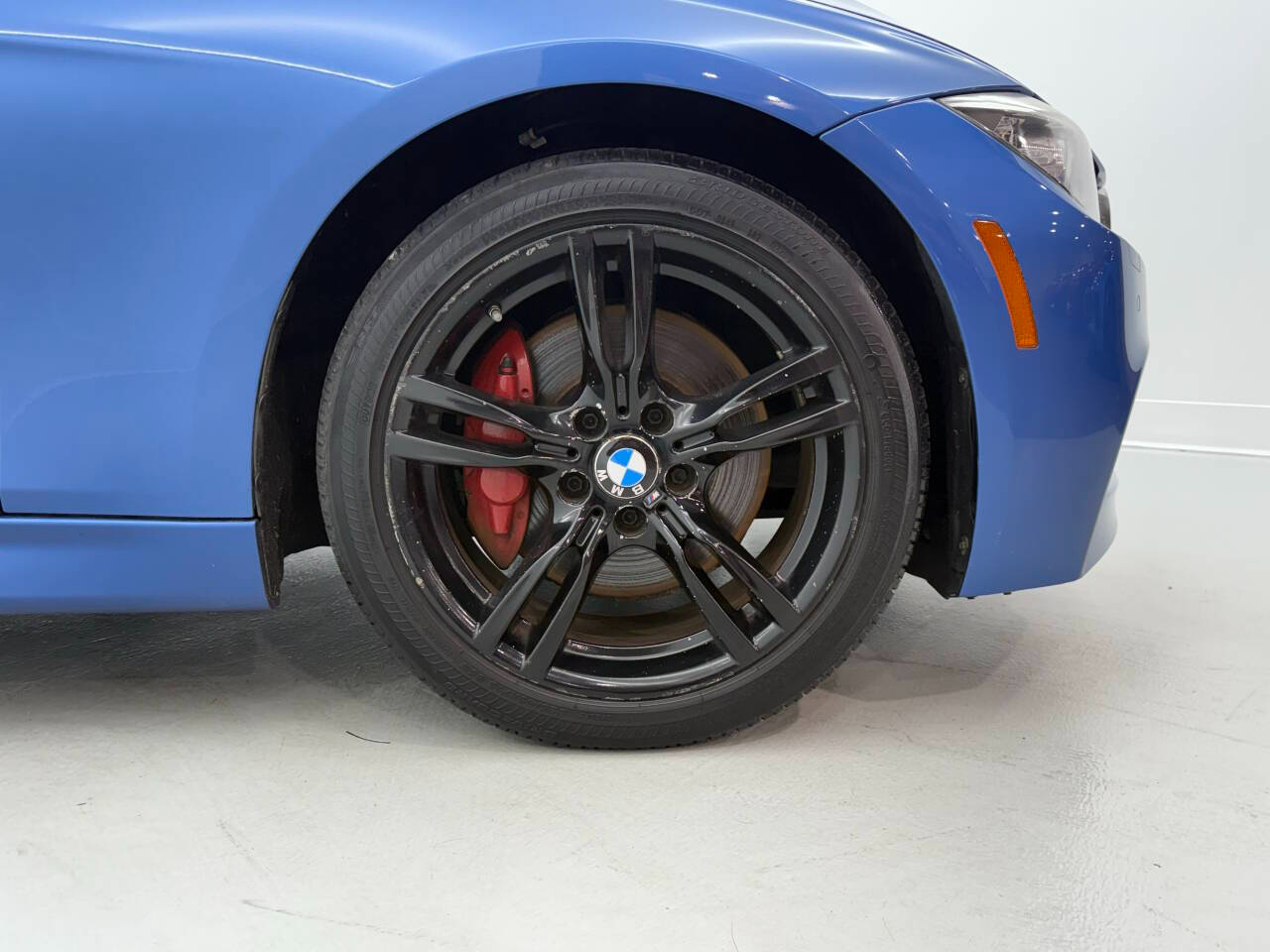 BMW 3-Series 328i xDrive Sedan 2015