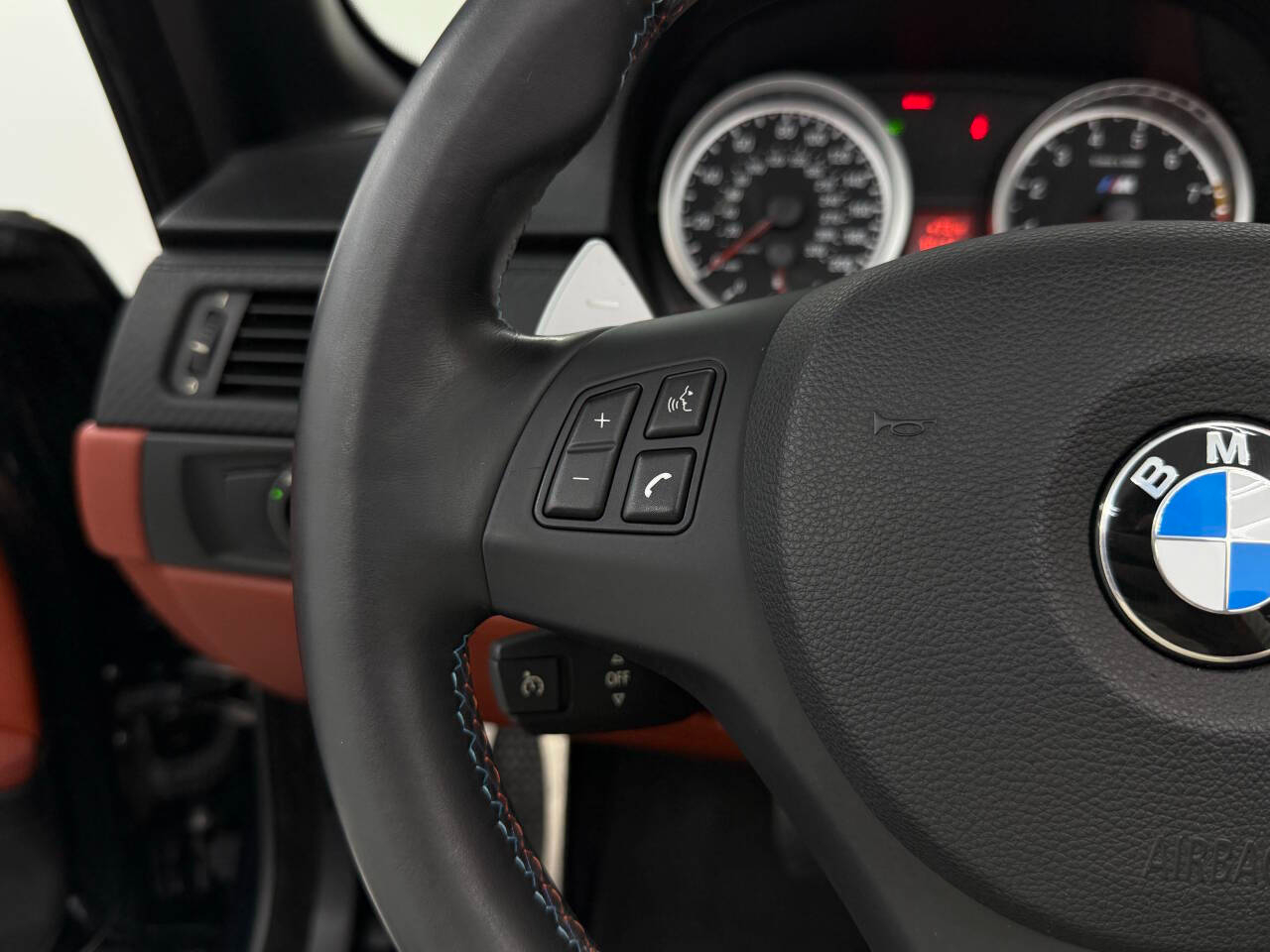 BMW M3 Convertible 2011