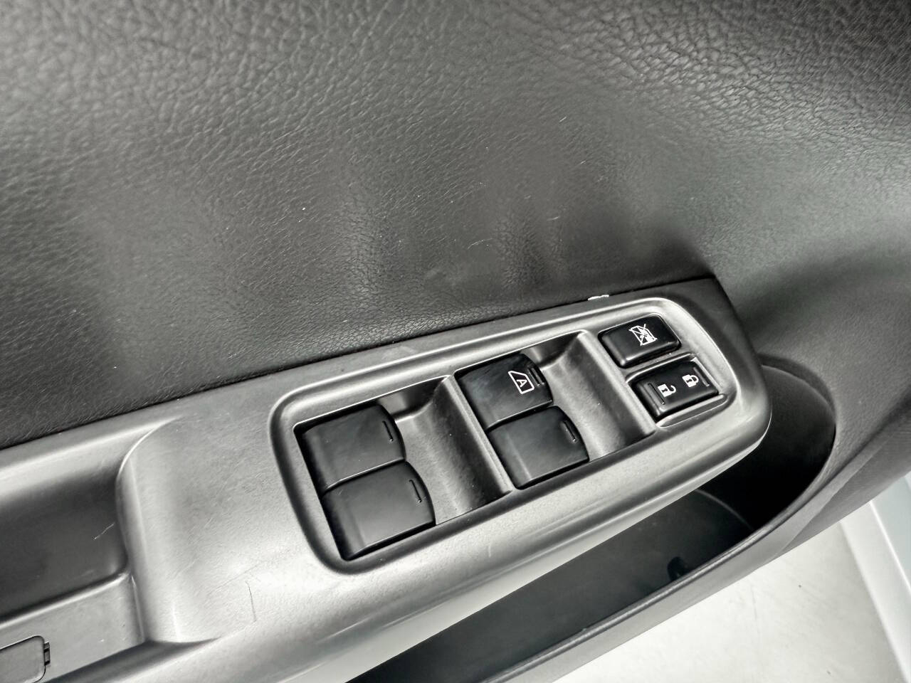 Subaru Impreza WRX 5-Door 2013