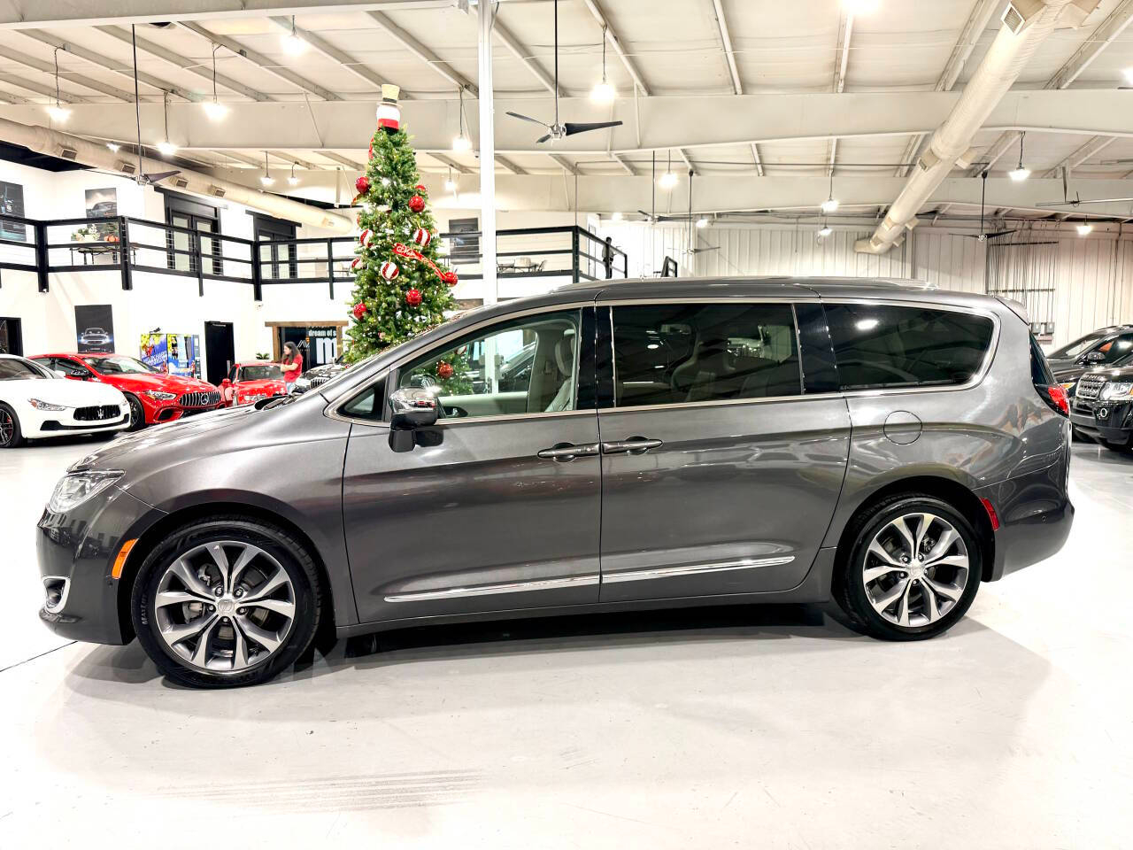 Chrysler Pacifica Limited 2018