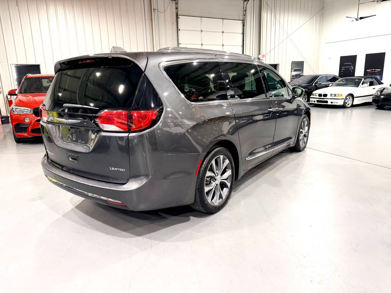 Chrysler Pacifica Limited 2018