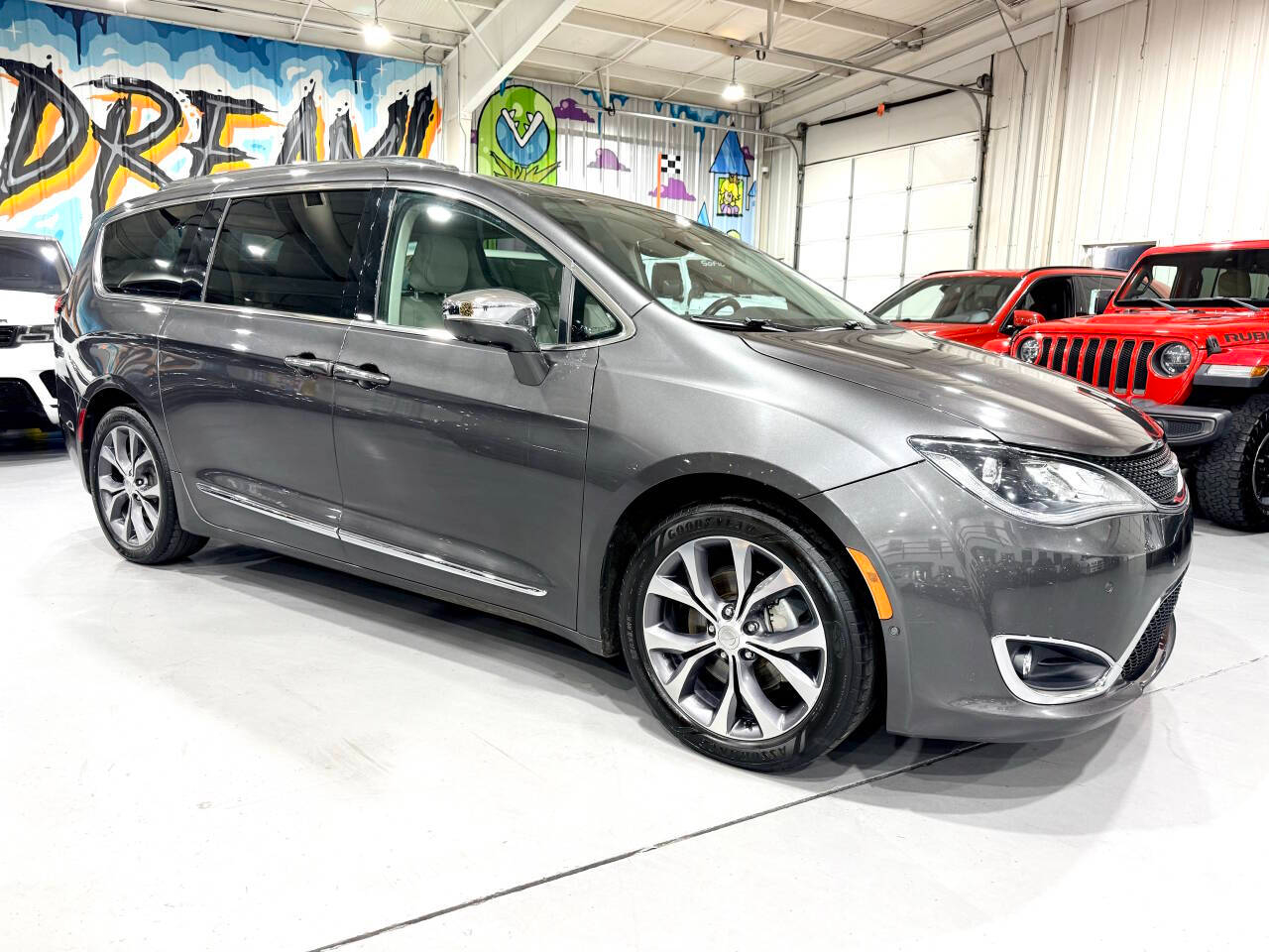 Chrysler Pacifica Limited 2018