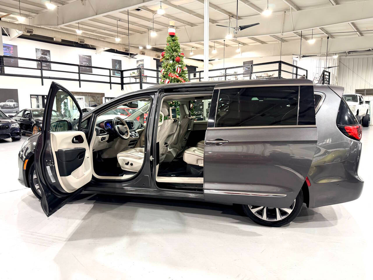 Chrysler Pacifica Limited 2018