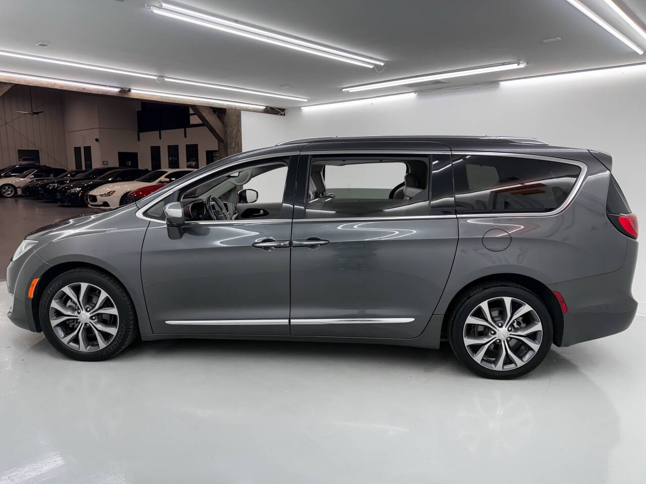 Chrysler Pacifica Limited 2018