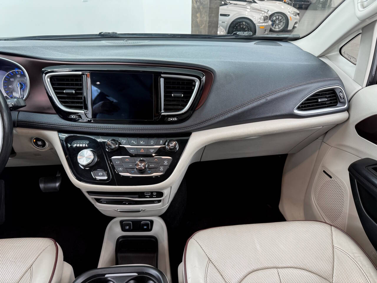 Chrysler Pacifica Limited 2018