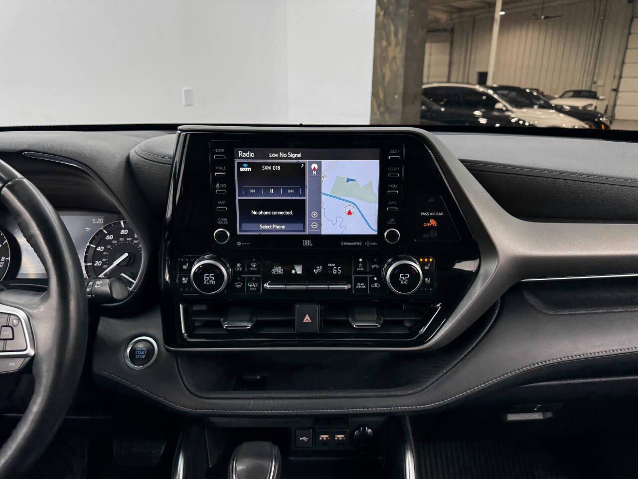 Toyota Highlander Limited AWD V6 2021