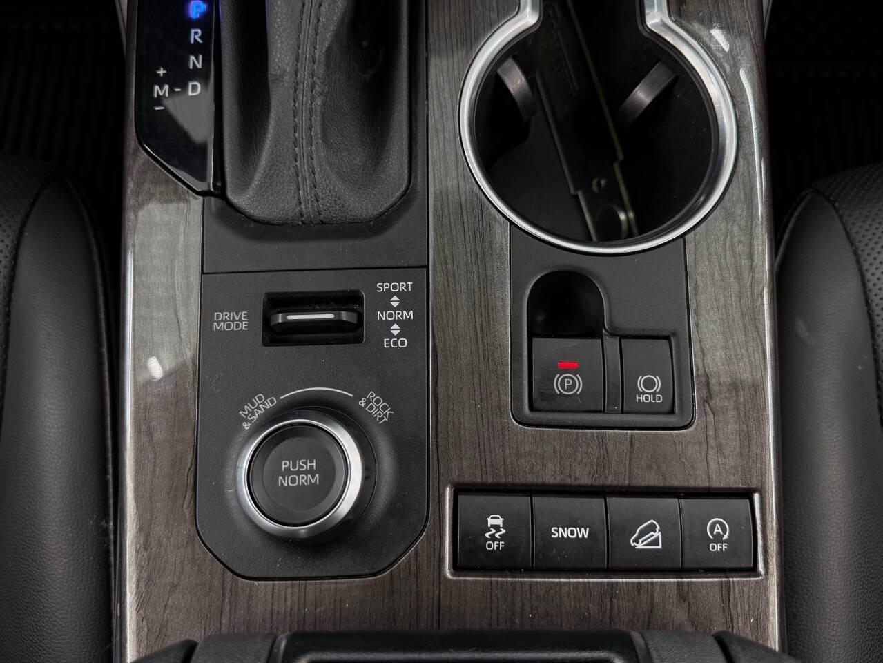 Toyota Highlander Limited AWD V6 2021