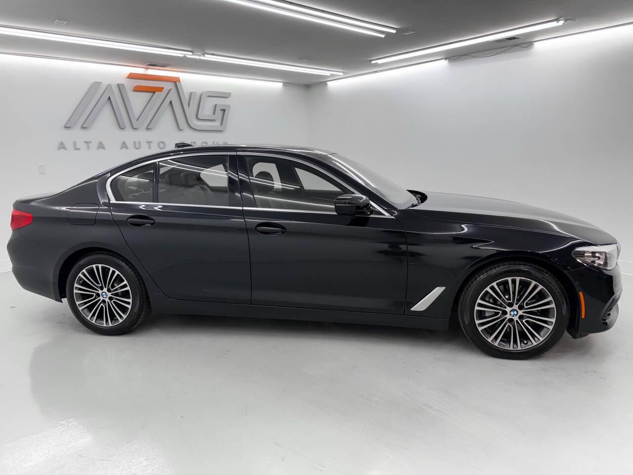 BMW 5-Series 540i xDrive 2019