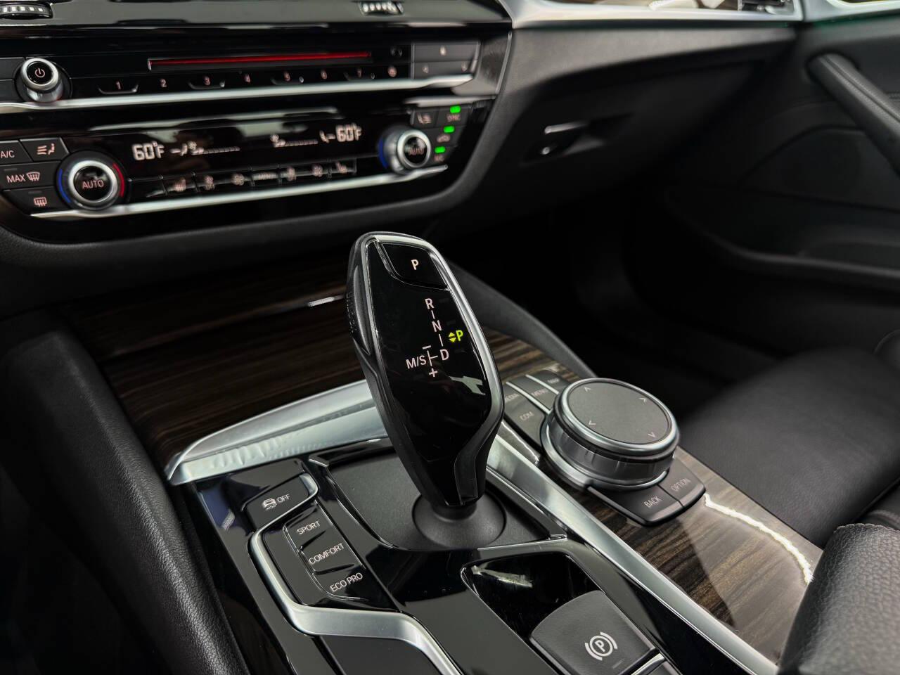 BMW 5-Series 540i xDrive 2019