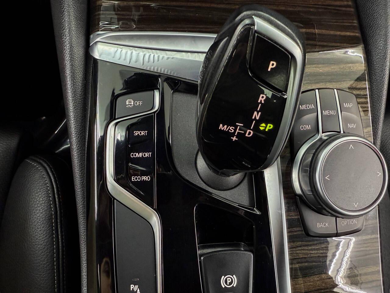 BMW 5-Series 540i xDrive 2019