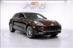 2015 Porsche Macan 