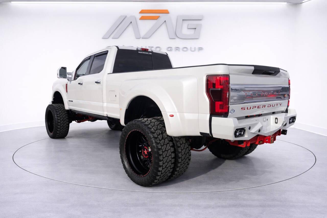 Ford F-350 SD Lariat Crew Cab Long Bed DRW 4WD 2019