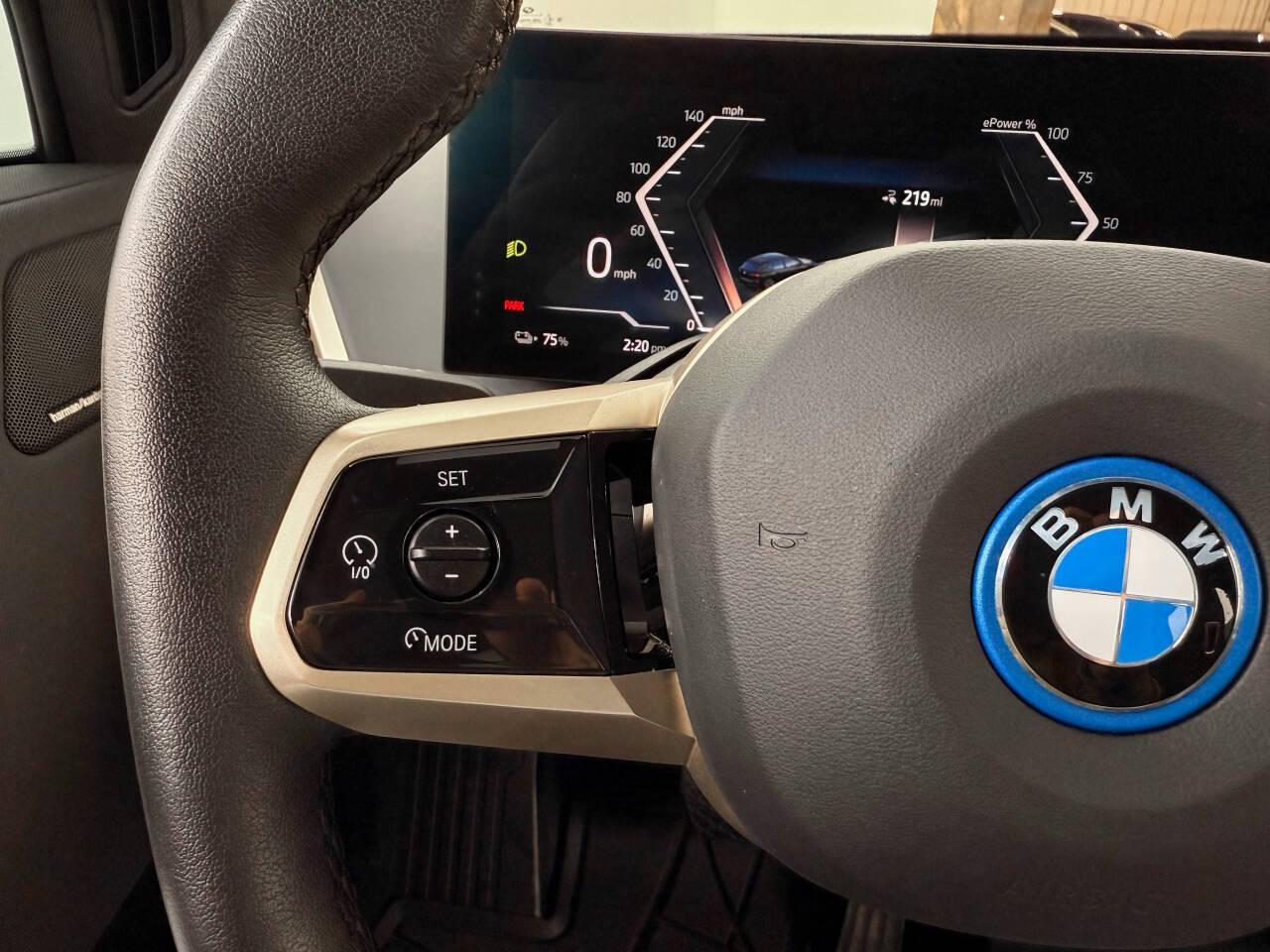 BMW iX xDrive50 2024