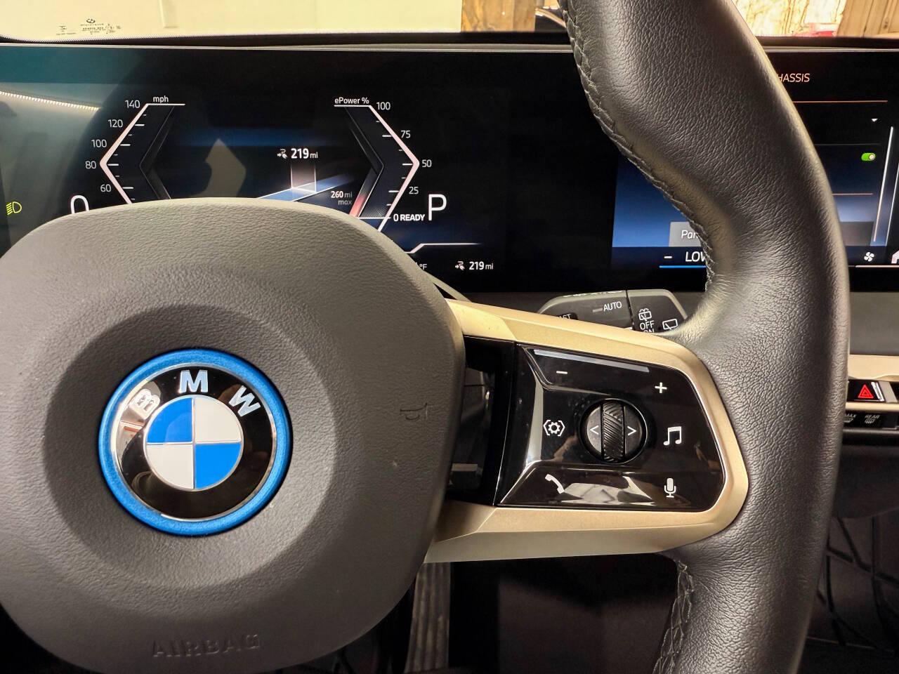 BMW iX xDrive50 2024