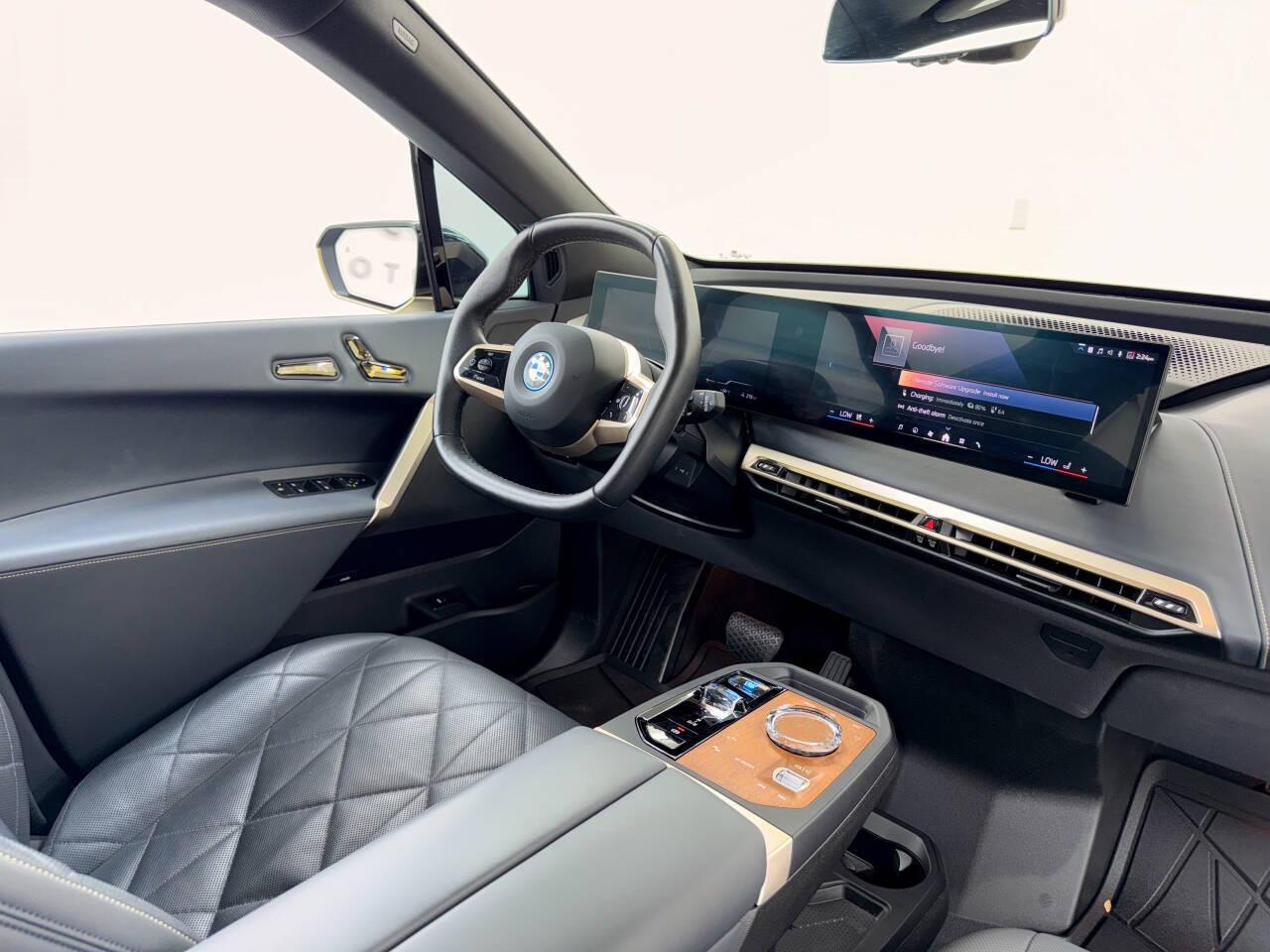 BMW iX xDrive50 2024