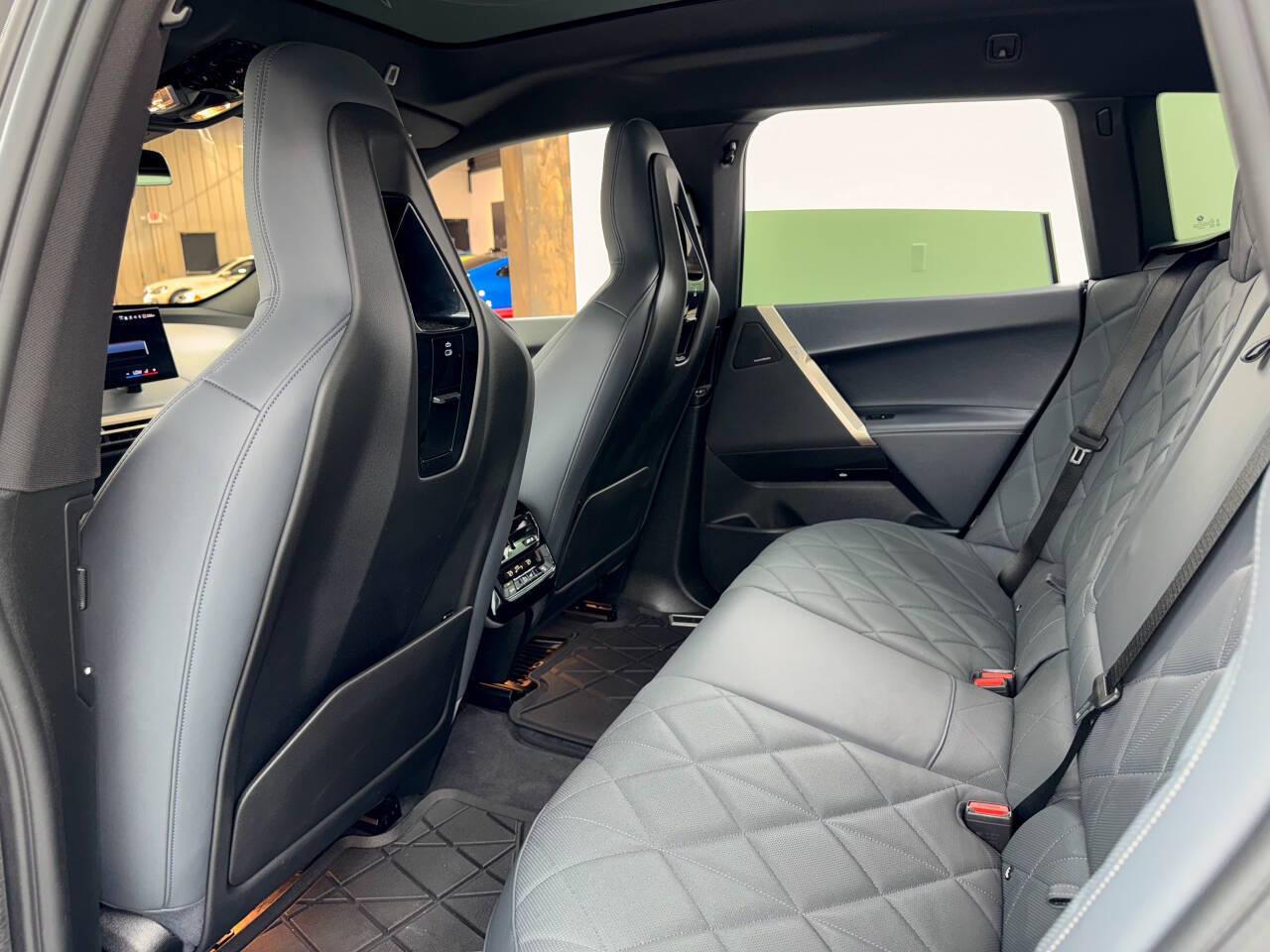 BMW iX xDrive50 2024