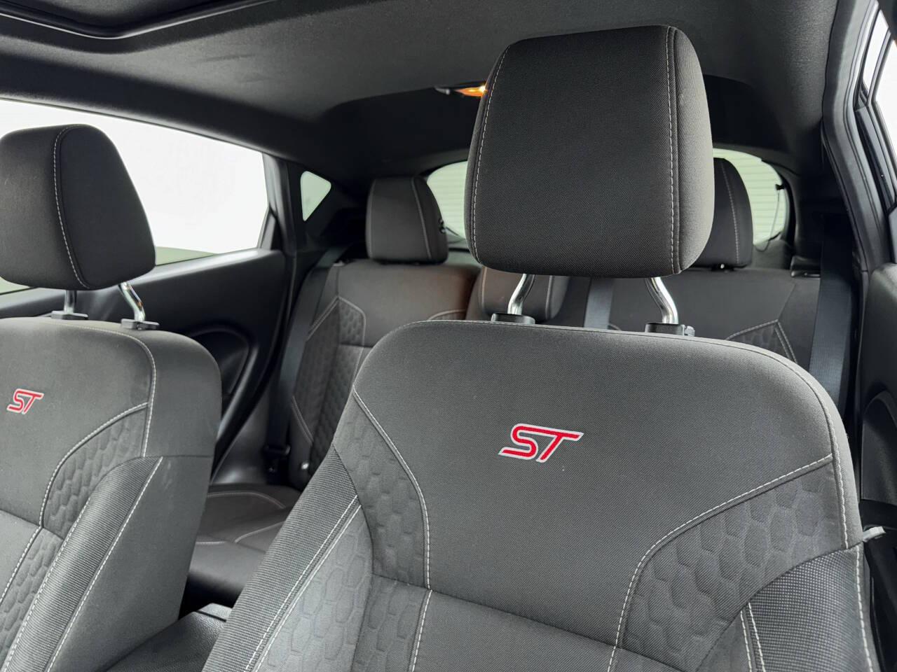 Ford Fiesta ST Hatchback 2016