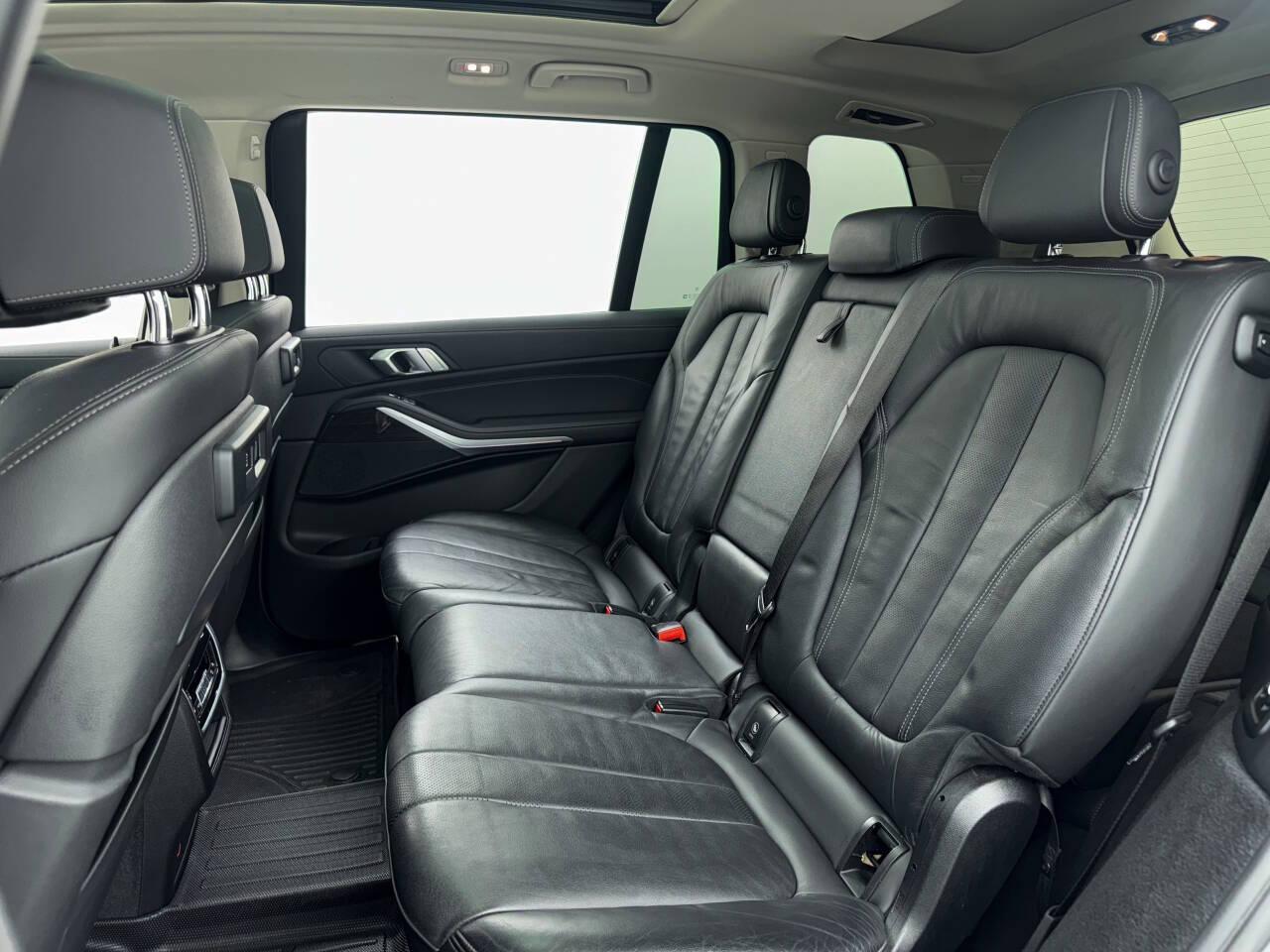 BMW X7 xDrive40i 2021