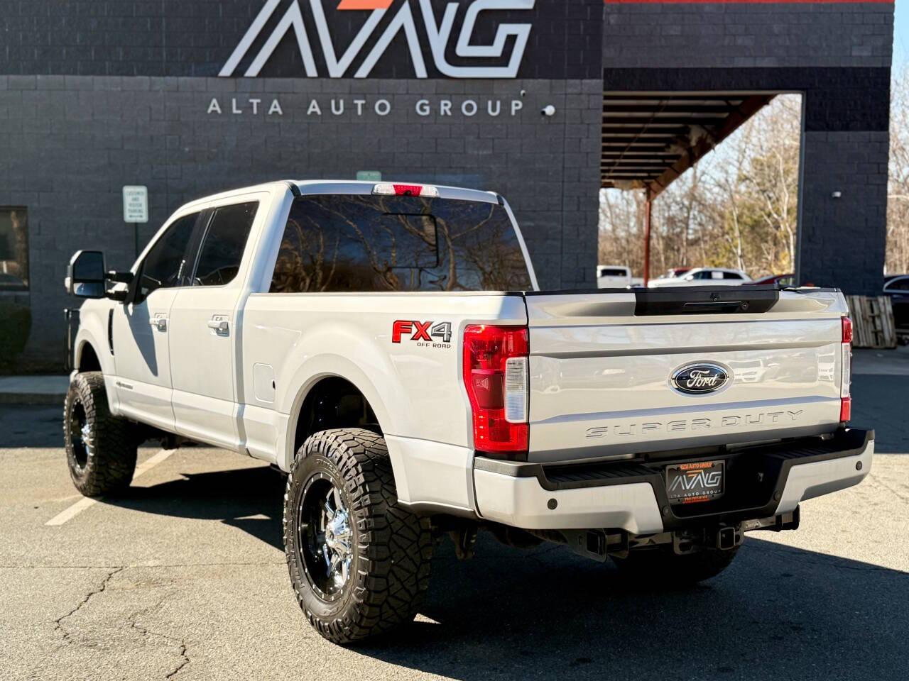 Ford F-250 SD Lariat Crew Cab SWB 4WD 2019