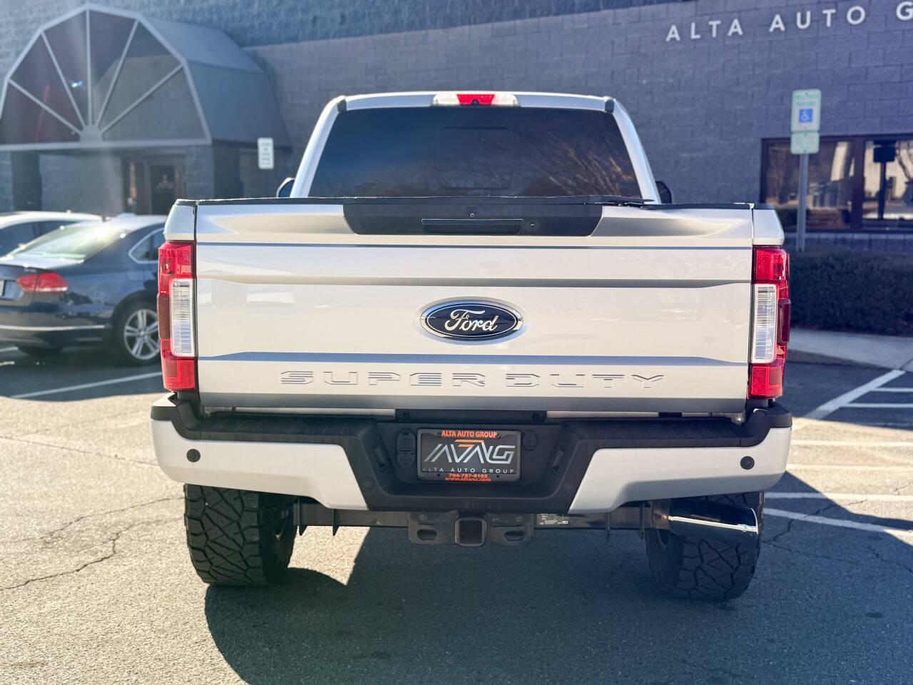 Ford F-250 SD Lariat Crew Cab SWB 4WD 2019